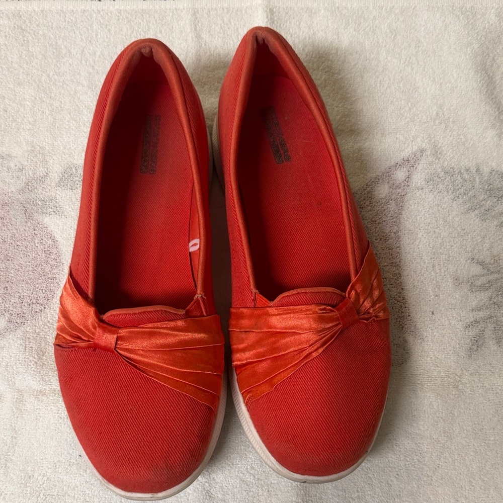 Skechers Women's Orange Flats